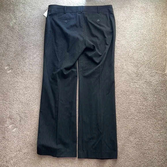 Michael Kors Women’s Dress Trouser Pinstripe Work Pants size 10P - Picture 3 of 6